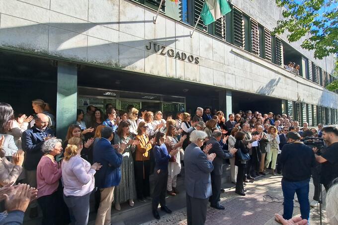 Jueces Para La Democracia Concentraciones Ante Juzgados Dañan La